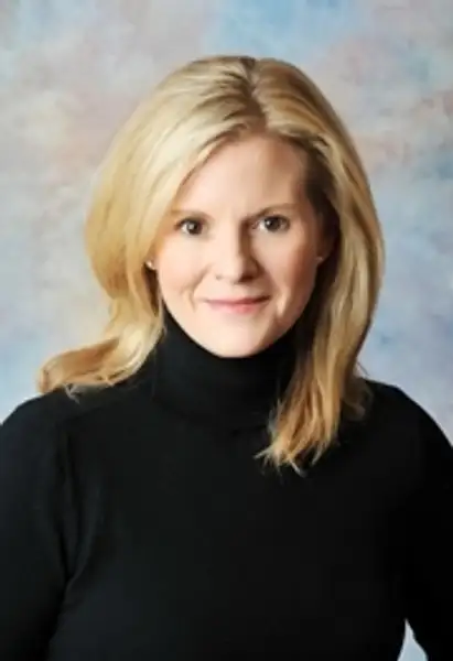 Broker Photo