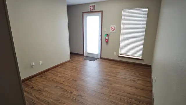 221 Southpark Rd A5 thumbnail 4