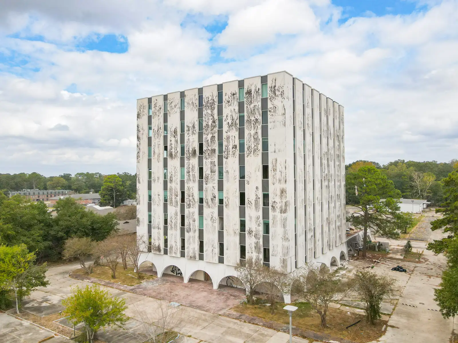 Highly Visible Redevelopment Opportunity near Amazon image 1