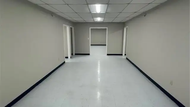 Commercial Property thumbnail 5
