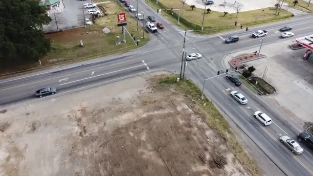 Commercial Corner thumbnail 2
