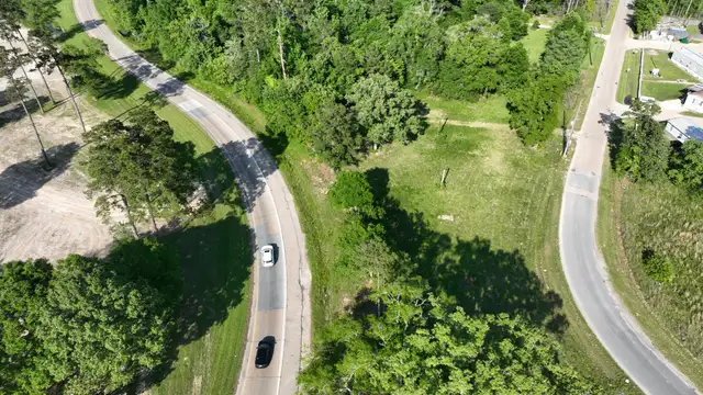 30525 Strawberry Ln thumbnail 3