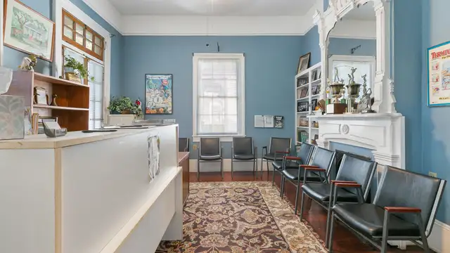 807 S Carrollton Ave thumbnail 5