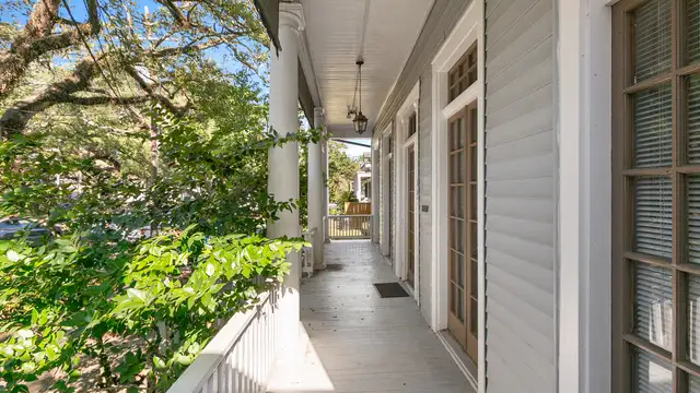 807 S Carrollton Ave thumbnail 3