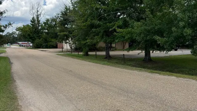 1500 N Collins Blvd thumbnail 4