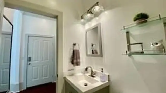 641 S Salcedo St thumbnail 5