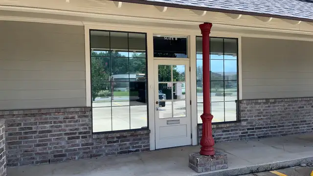 610 Guilbeau Rd Suite B Former Medical Office and Former Salon thumbnail 2