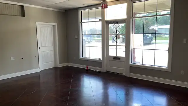 610 Guilbeau Rd Suite B Former Medical Office and Former Salon thumbnail 3