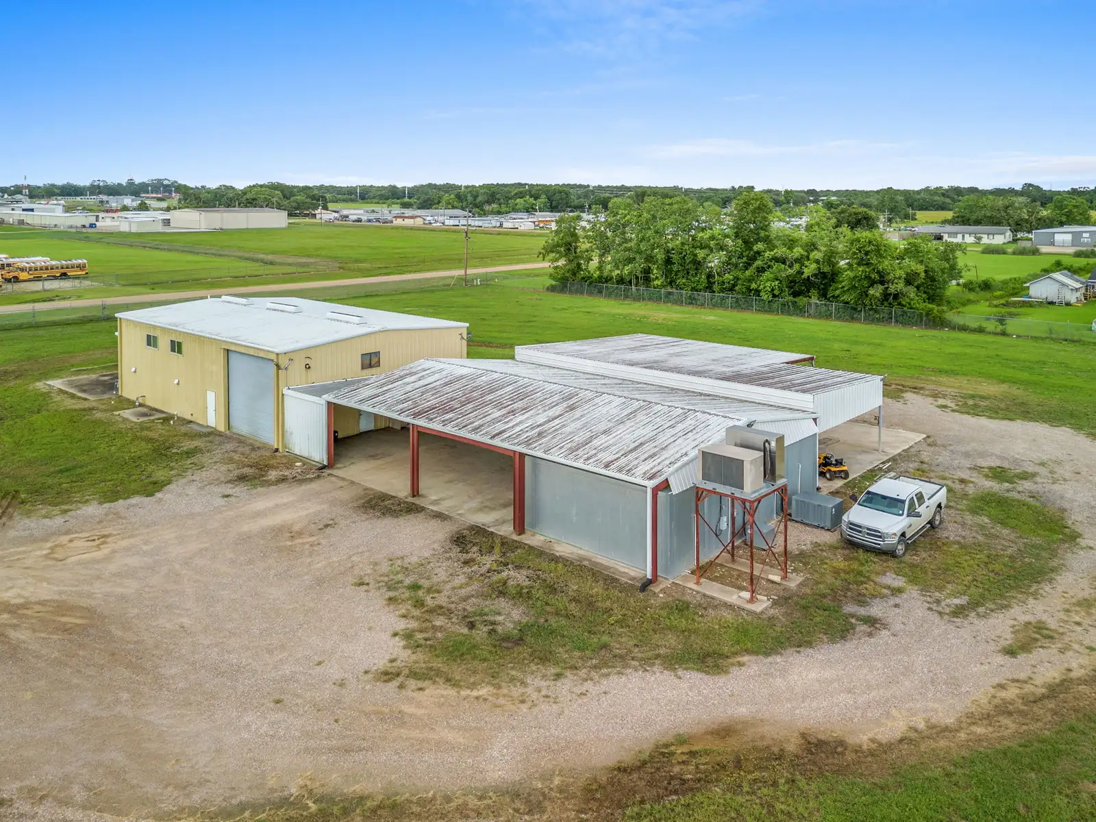 1635 S Thibodeaux Rd image 15