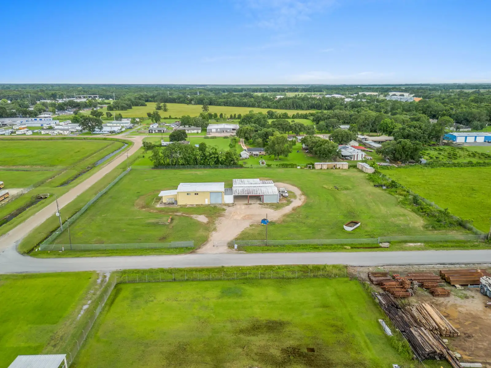 1635 S Thibodeaux Rd image 10