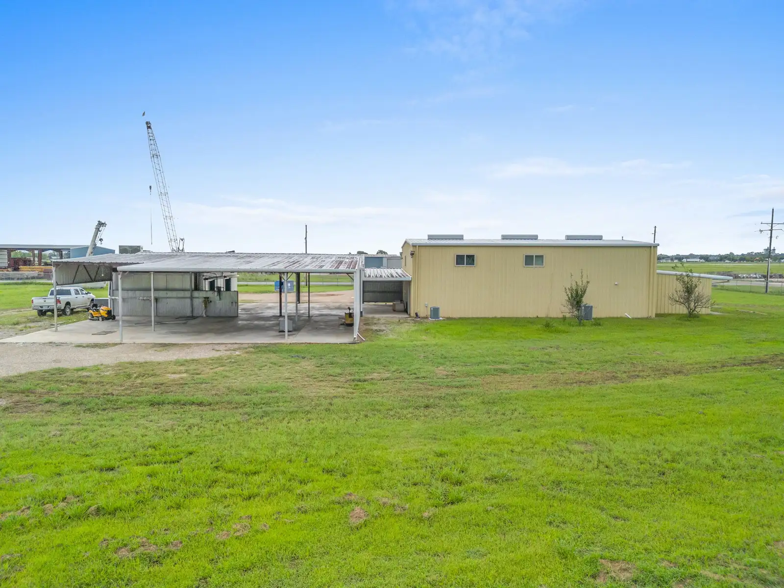1635 S Thibodeaux Rd image 17