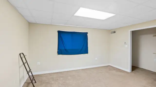 View image 19