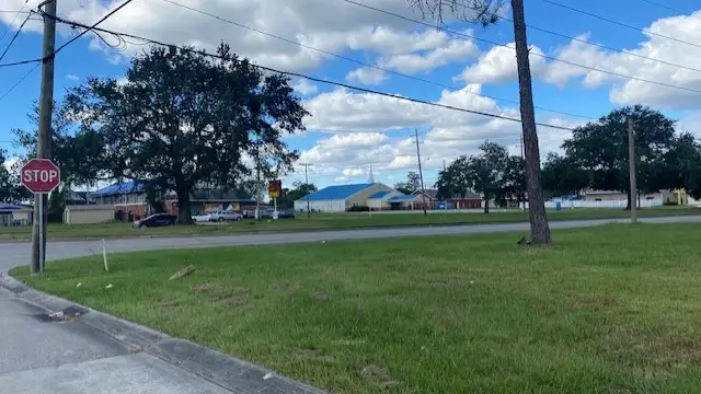 2604 Guerra Dr thumbnail 2