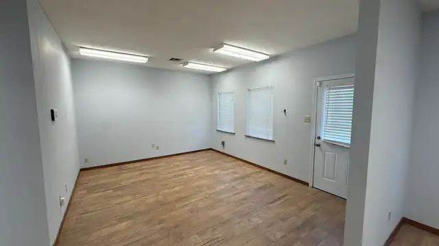 6444 Jefferson Hwy thumbnail 3