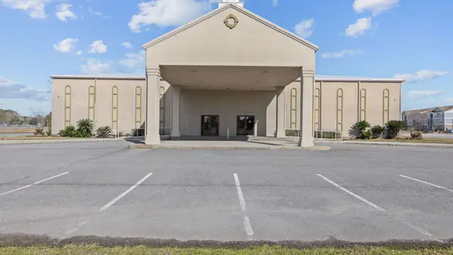 1610 W Willow St thumbnail 2