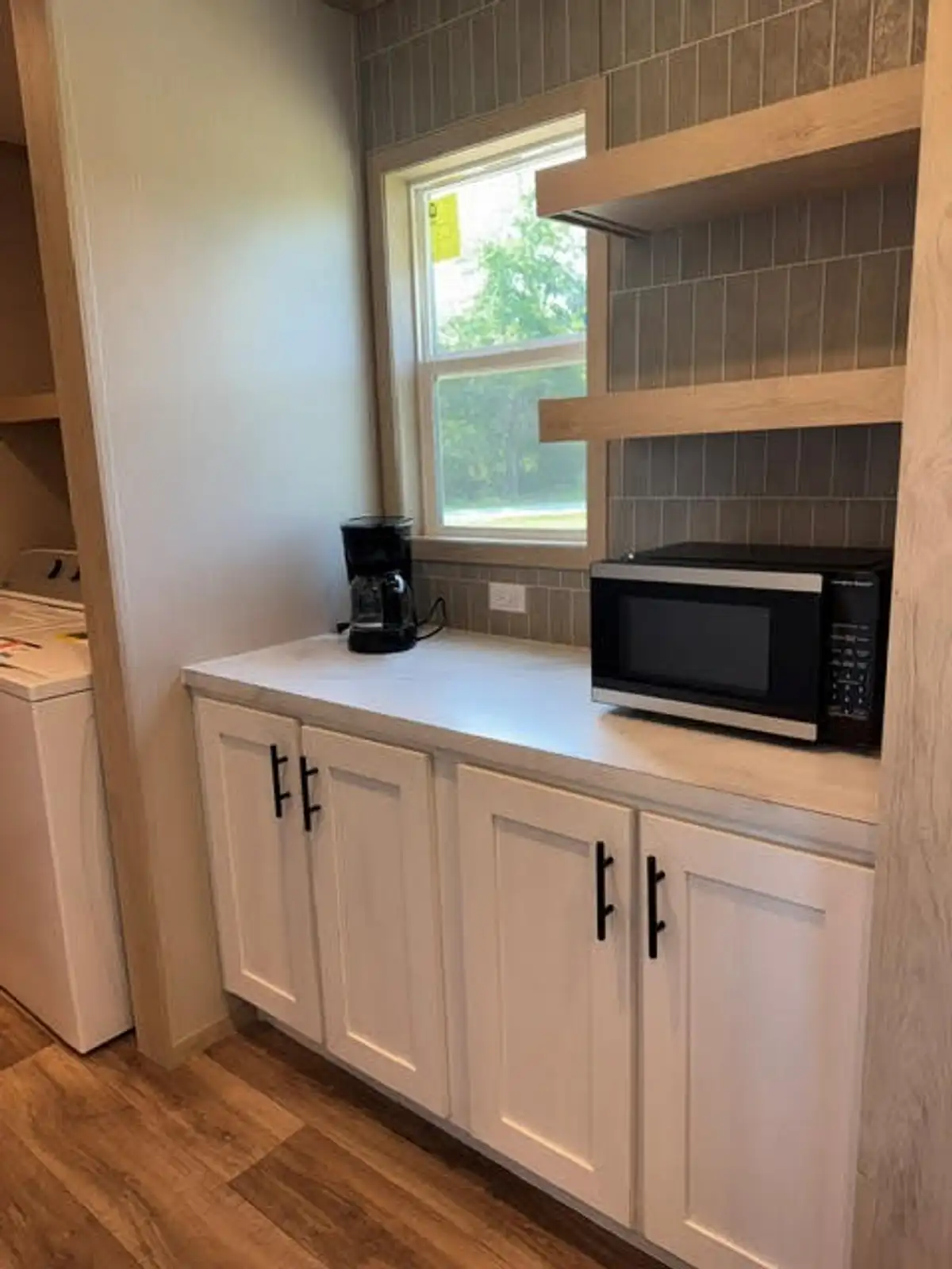509 Hwy 856 image 20