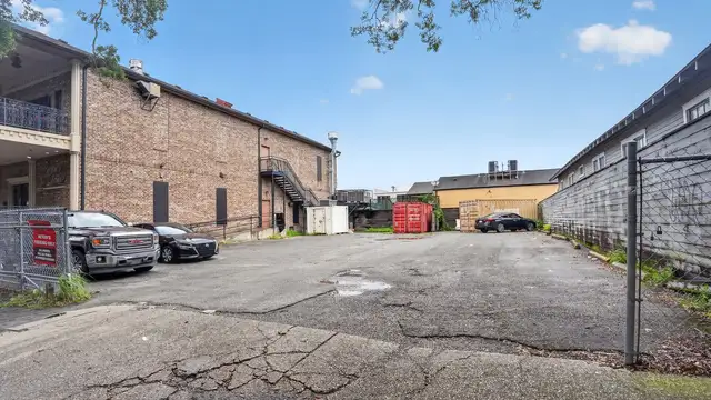 3317 Bienville Ave thumbnail 4