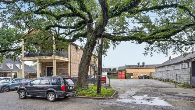 3317 Bienville Ave thumbnail 3