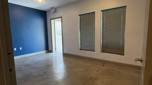 2802 E Milton Ave thumbnail 2