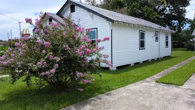 515 E New River St thumbnail 4