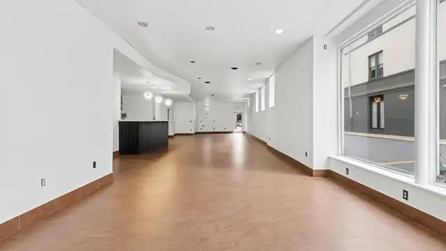 View image 1