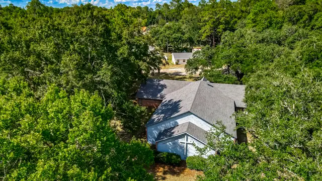 102 Christian Ln thumbnail 5