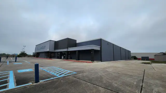 *SIGNIFICANT PRICE REDUCTION * I-10 Visibility at Read Boulevard thumbnail 2