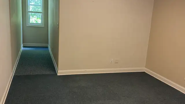 Well Located Office thumbnail 5