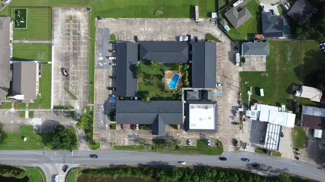 2115 Bayou Black Dr thumbnail 3