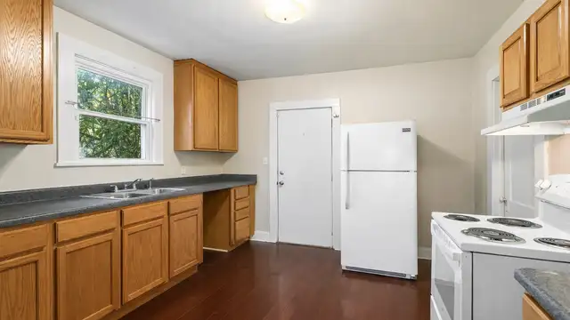 822 W 21st Ave thumbnail 4