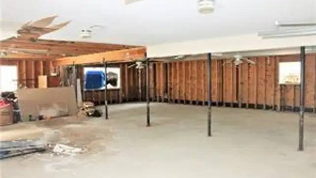 7070 Bundy Rd thumbnail 3