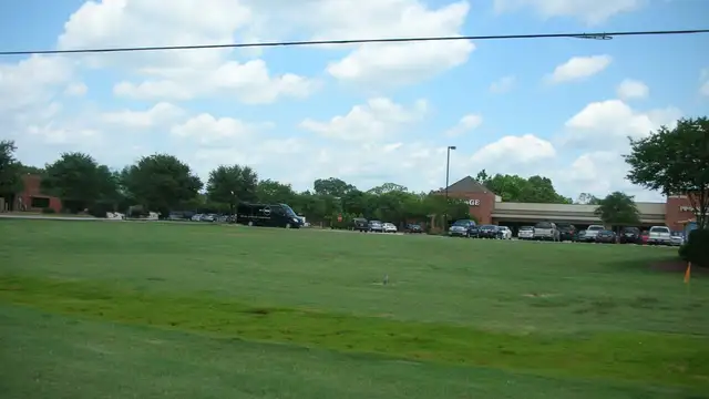 14221 Airline Hwy thumbnail 2