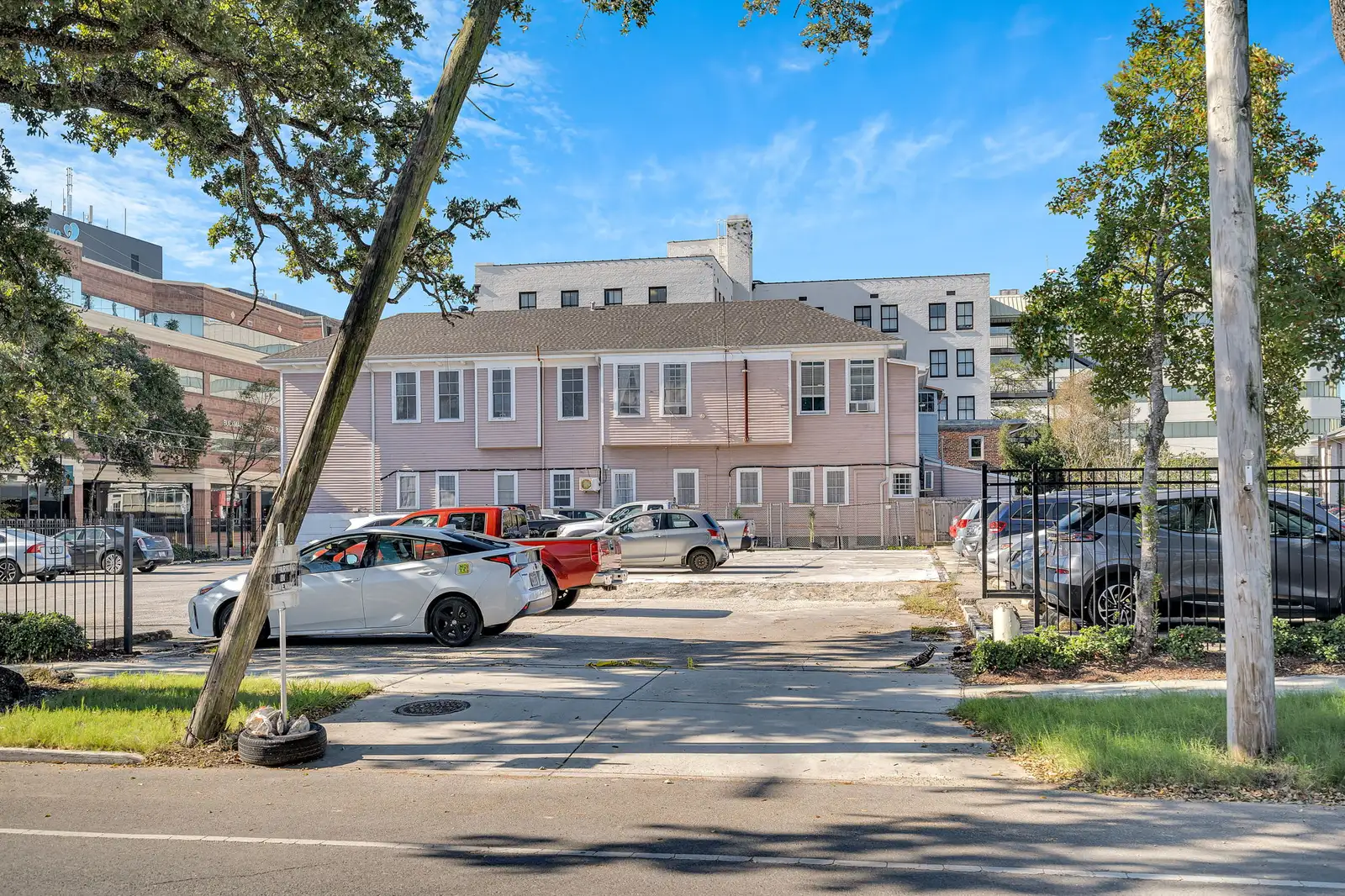 Uptown Assemblage with Up to 45% Tax Credit Potential