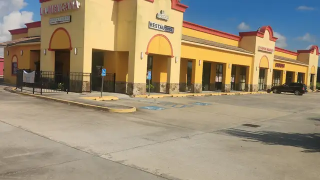 648 E Hwy 30 thumbnail 2