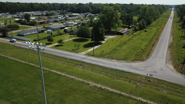 Corner Lot, Subdividable Acreage thumbnail 5