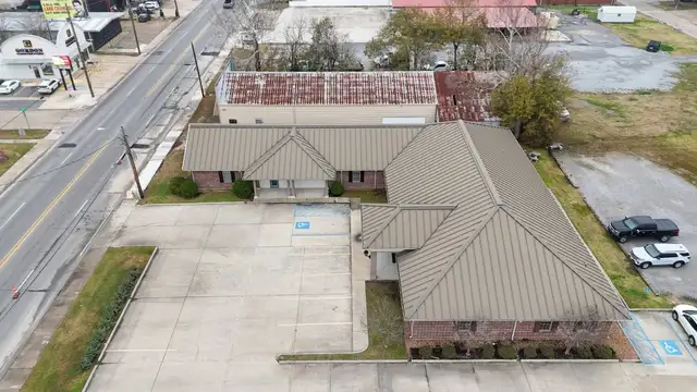 3111 Ryan St thumbnail 4