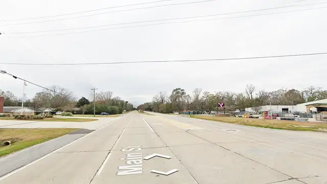 9440 Main St thumbnail 3