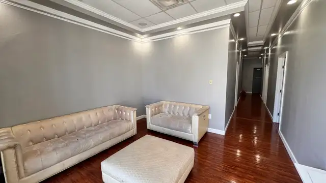 +/-1,069 SF Retail | Office Space For Lease on Airline Drive thumbnail 4