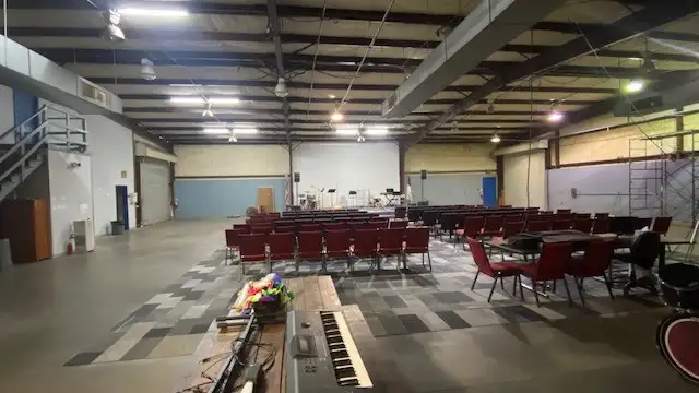 1146 Commercial Dr. thumbnail 3