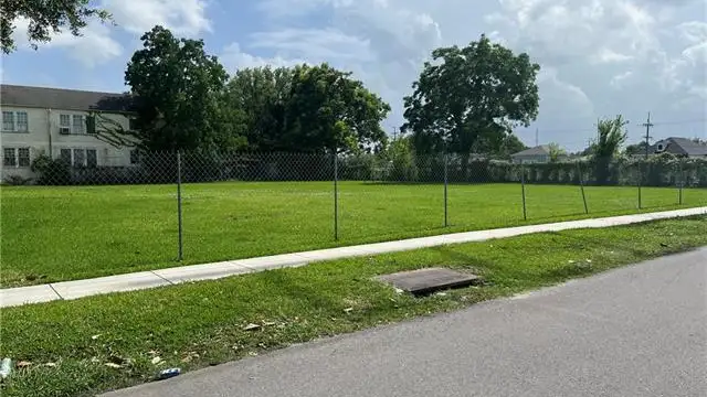 4336 Elysian Fields Ave 4338 thumbnail 3