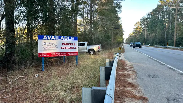 8.633 acres thumbnail 2