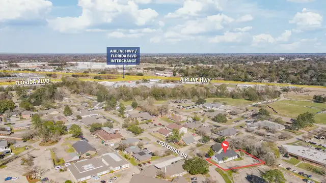 Newly Renovated Two-Story Office Building Near Airline Hwy thumbnail 2