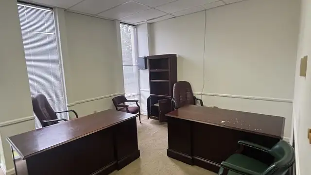 C-1 - Prime Office Space Available on Goodwood Blvd thumbnail 4