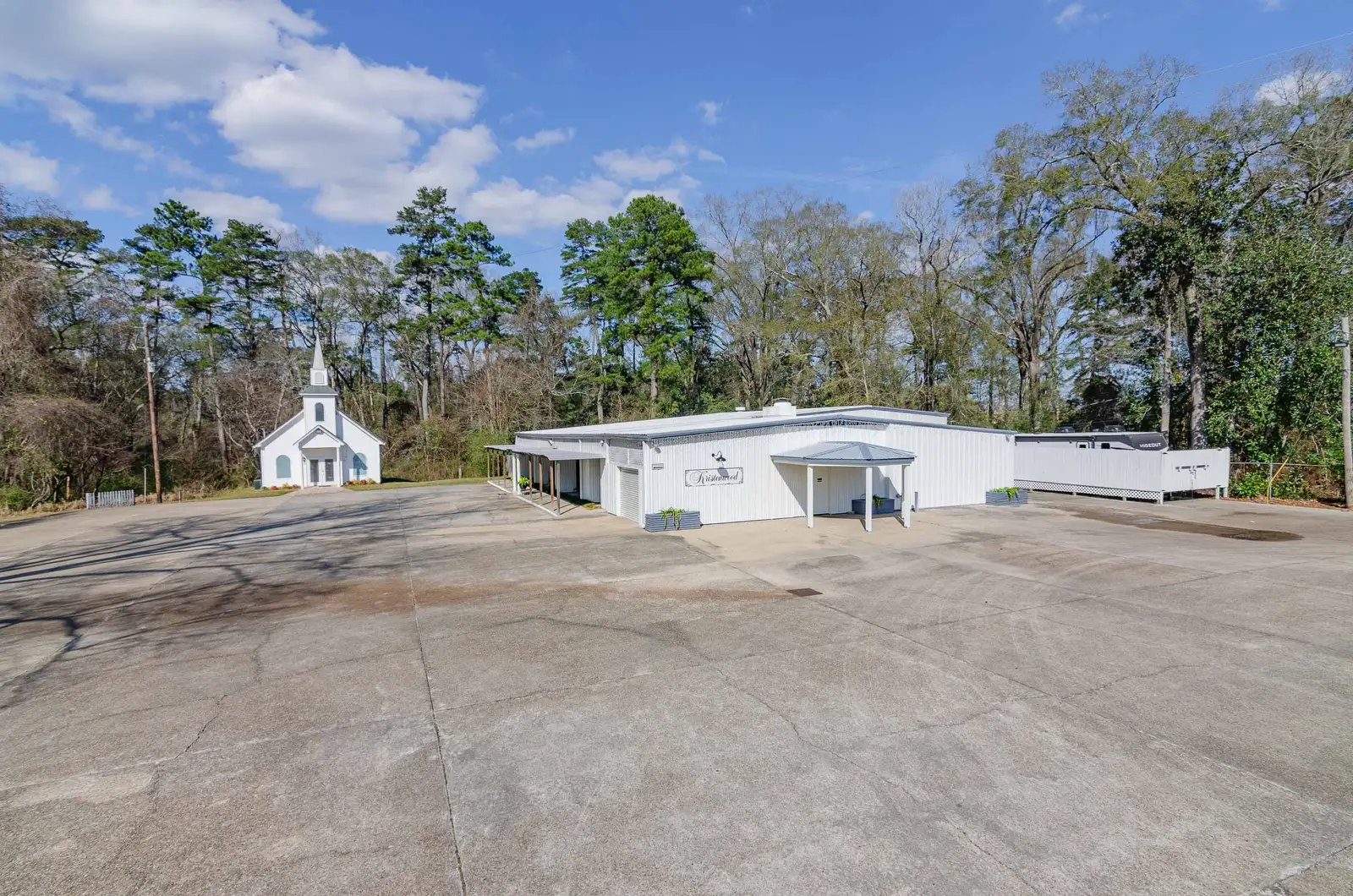 14025 Greenwell Springs Rd