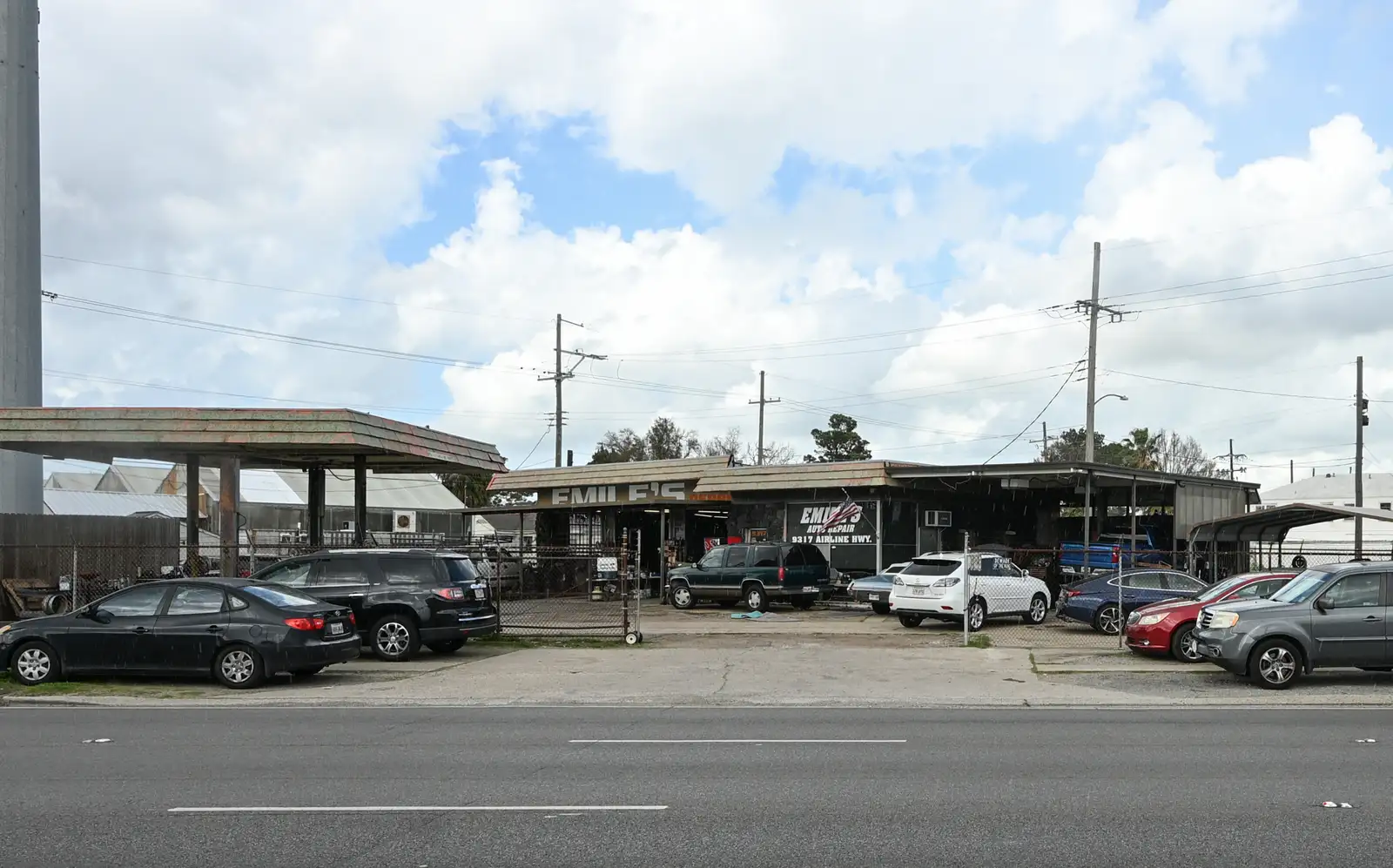 9317 Airline Hwy