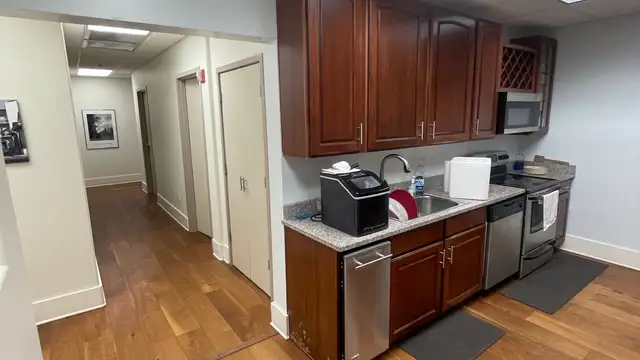 850 Engineers Rd thumbnail 5