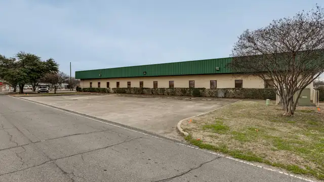 Leased Office A-Credit Tenant thumbnail 5