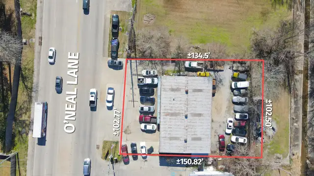 Leased Automotive Shop on O’Neal, 8.37% Cap thumbnail 3