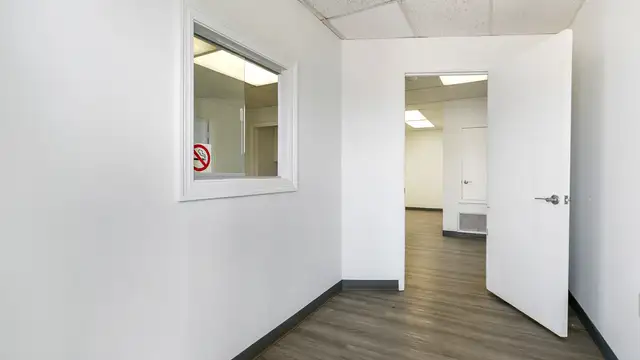 2325 Severn Ave Unit 4 thumbnail 3