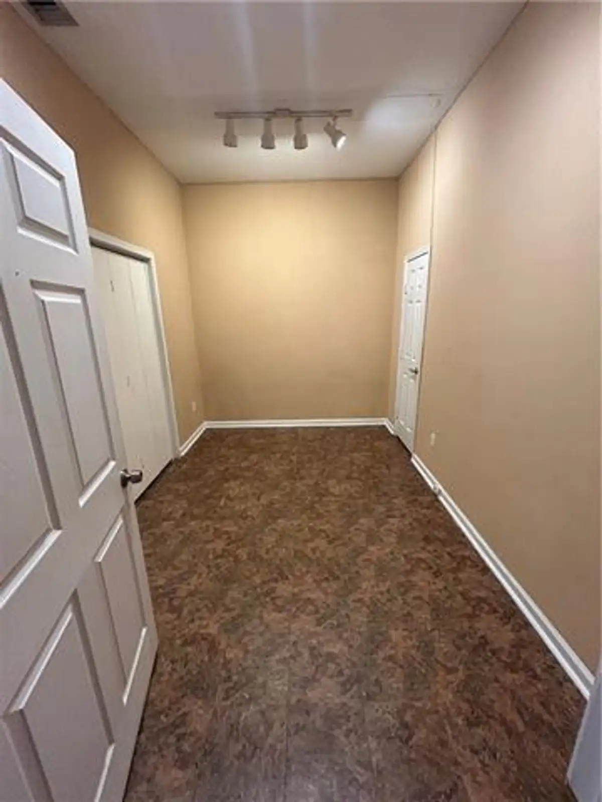 1350 Corporate Square Dr image 4
